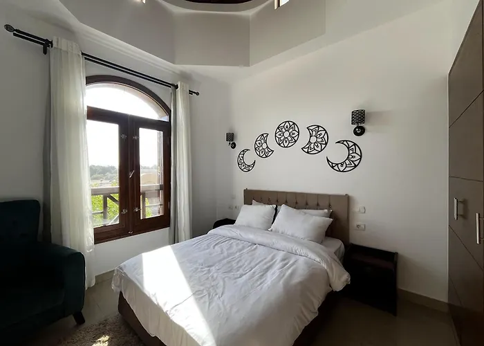 Peaks - Sabina El Gouna 2br Pool - Lagoon شقة الغردقة