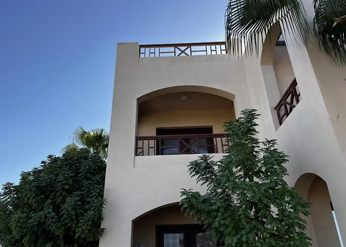 Peaks - Sabina El Gouna 2br Pool - Lagoon شقة الغردقة